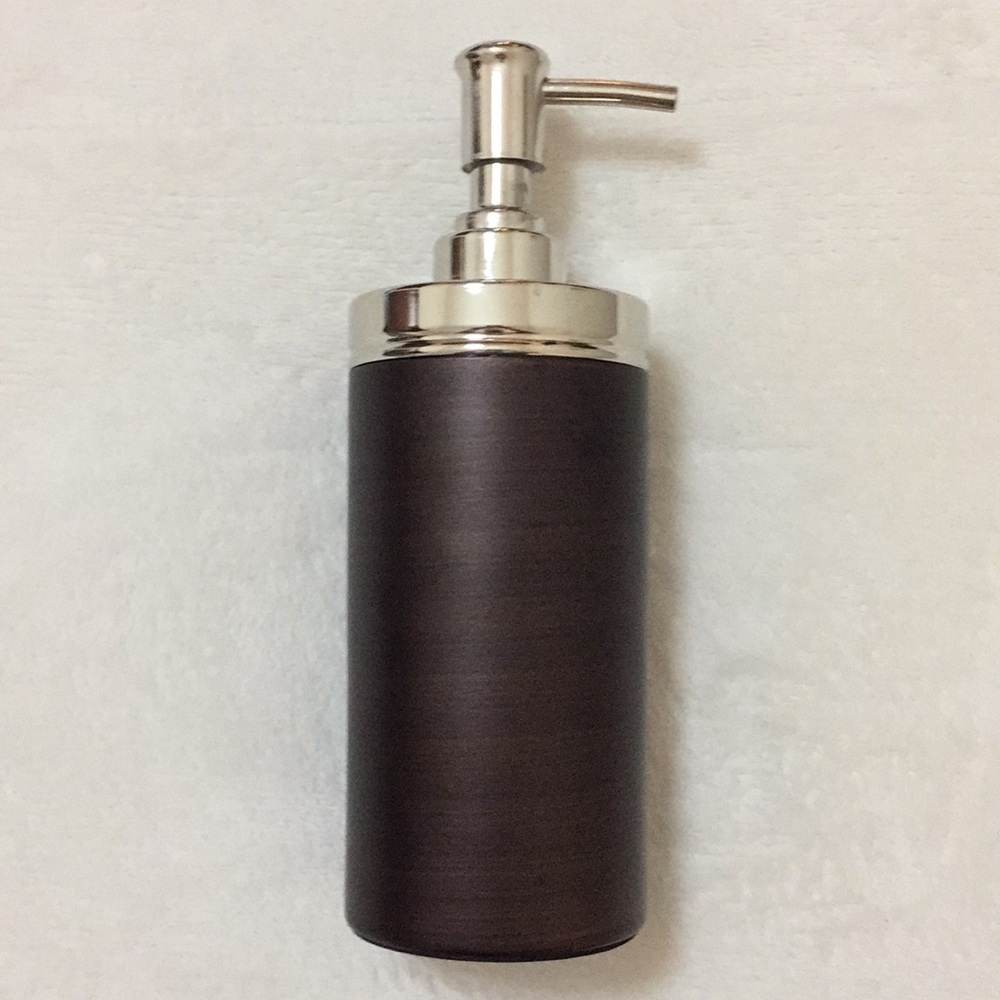 Lotion Dispenser - Picture 2 of 5